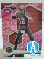 2021 Panini Mosaic Tom Brady #201 NFC Pink Camo Tampa Bay Buccaneers